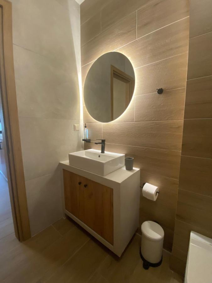 Apartmán Aristi Boutique Stonehouse With Attic Exteriér fotografie