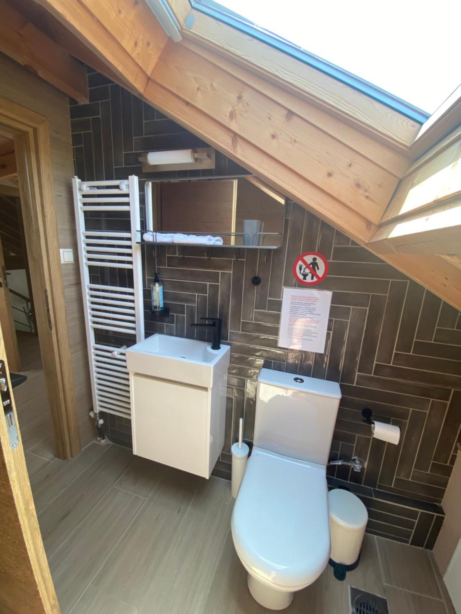 Apartmán Aristi Boutique Stonehouse With Attic Exteriér fotografie