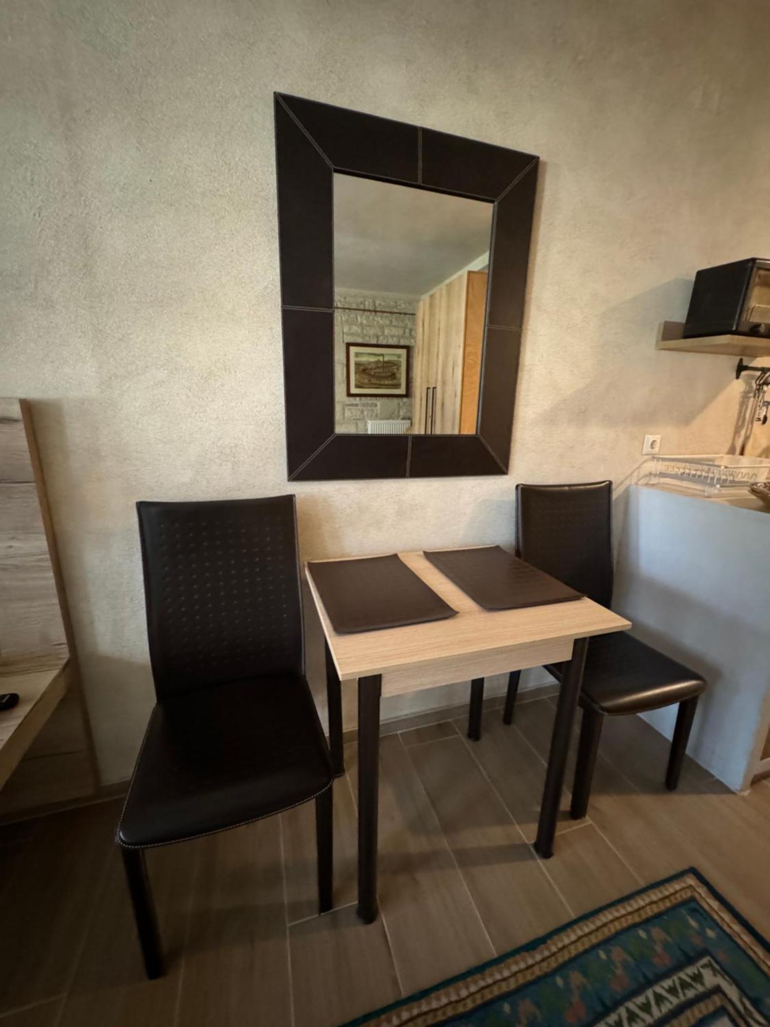 Apartmán Aristi Boutique Stonehouse With Attic Exteriér fotografie