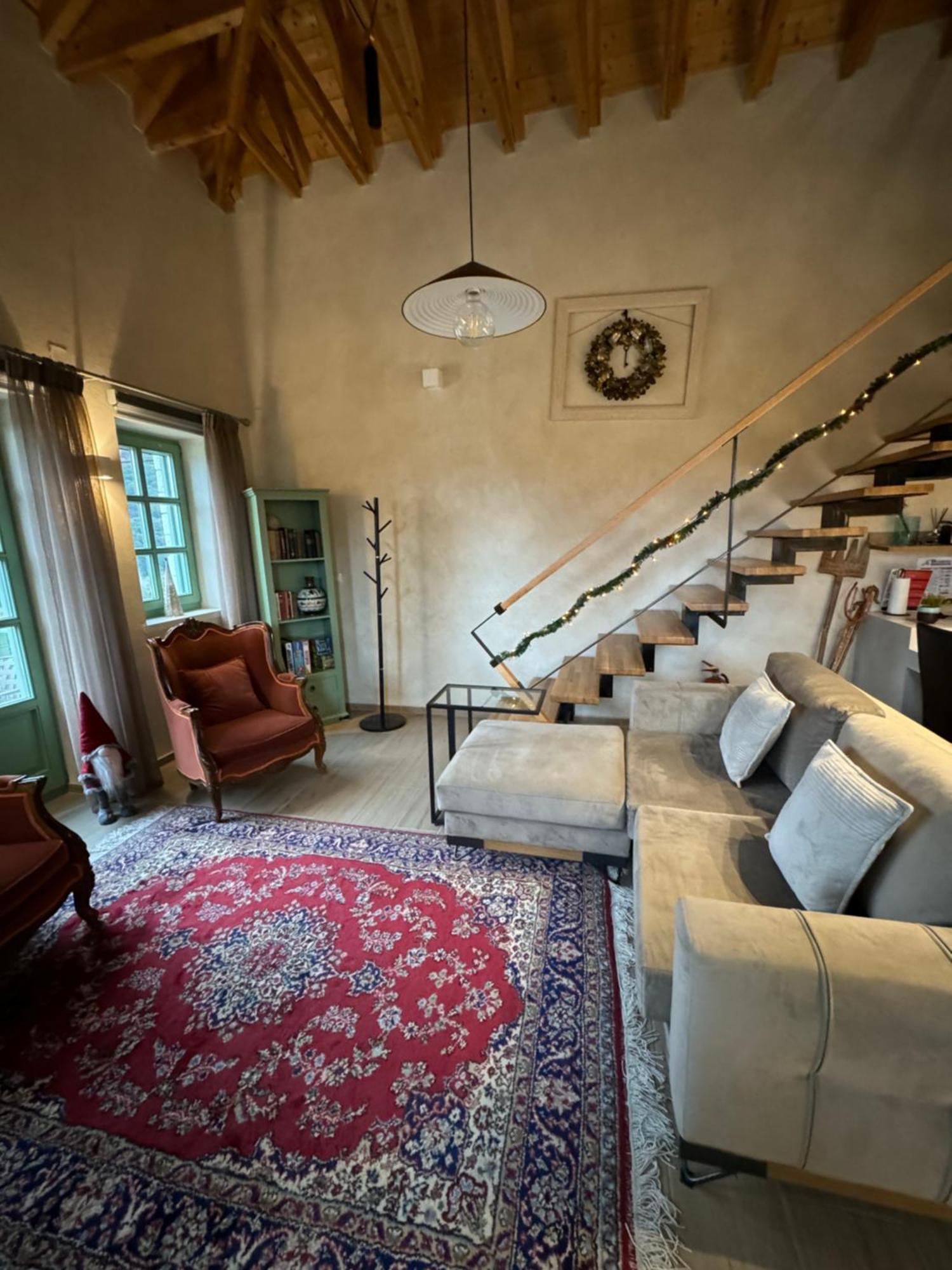 Apartmán Aristi Boutique Stonehouse With Attic Exteriér fotografie