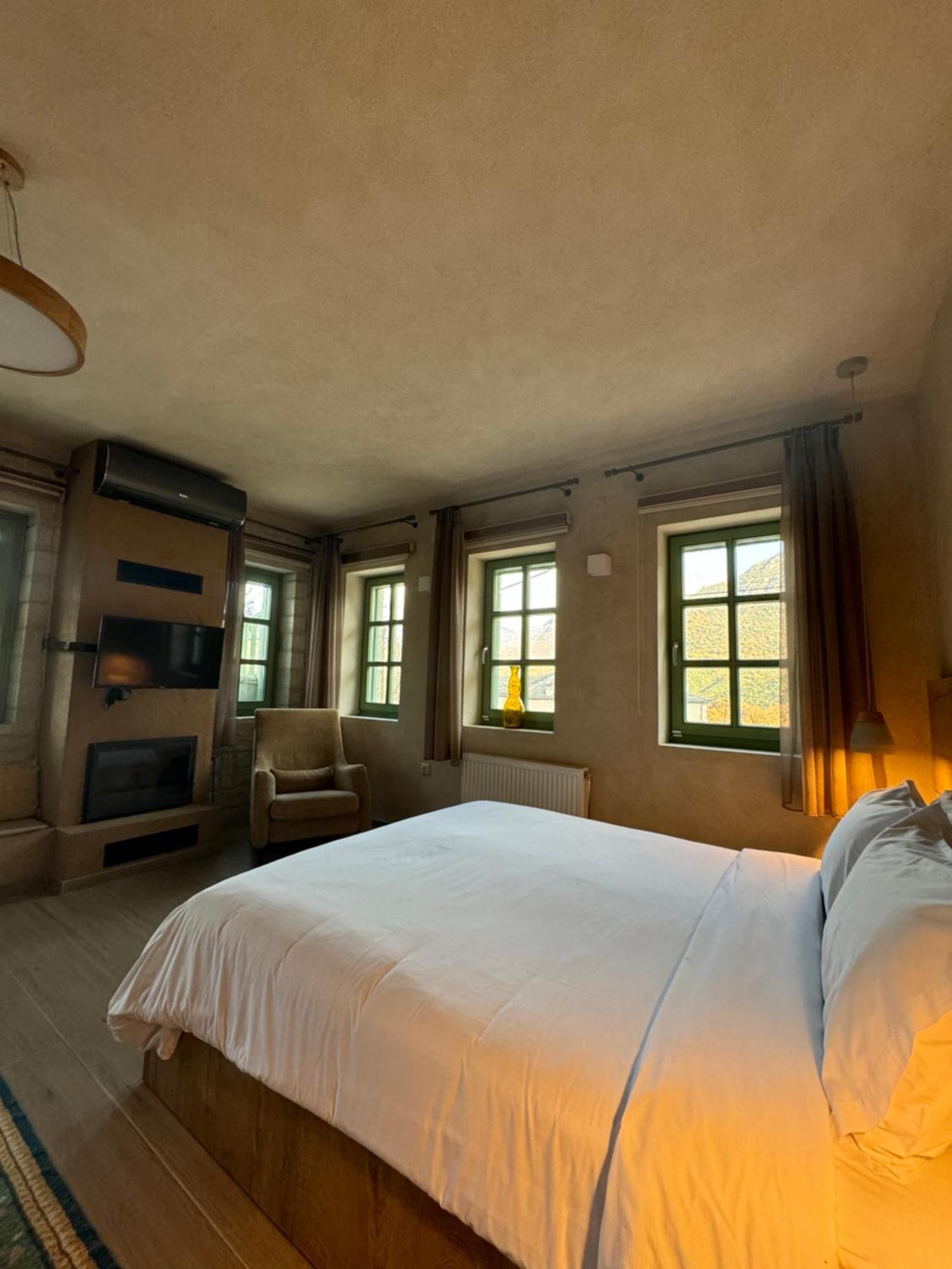 Apartmán Aristi Boutique Stonehouse With Attic Exteriér fotografie