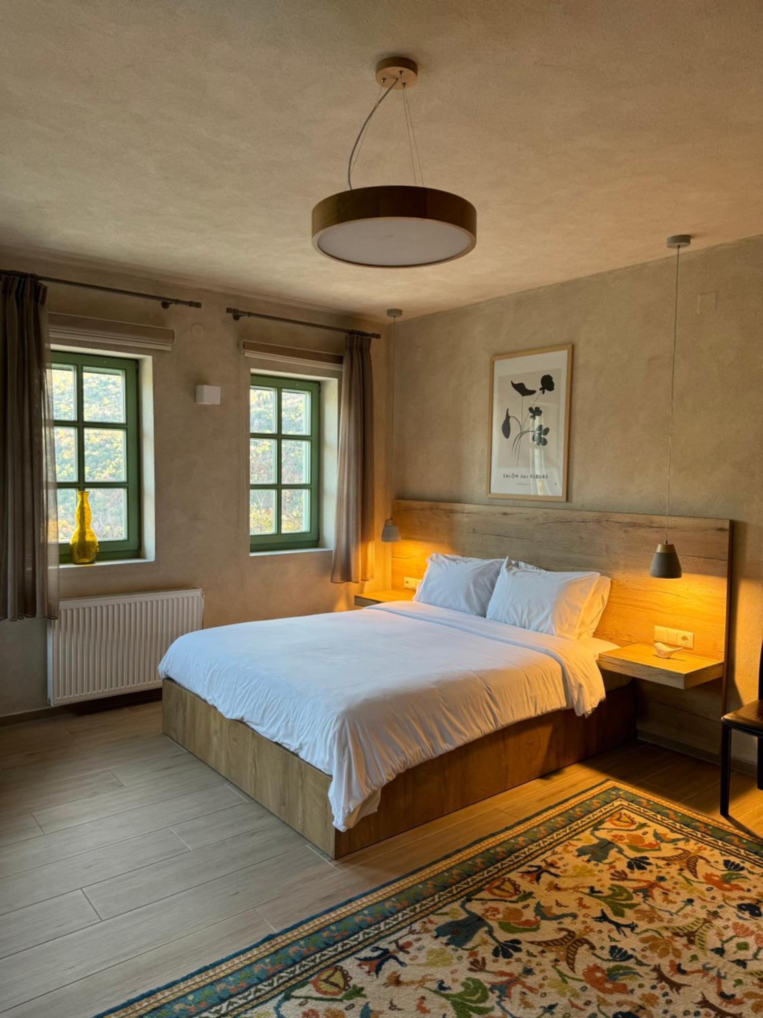 Apartmán Aristi Boutique Stonehouse With Attic Exteriér fotografie